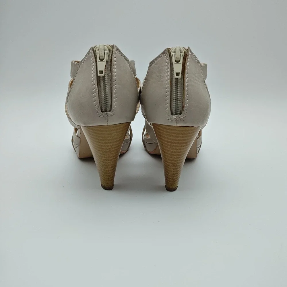 CL by Laundry Whitnee Off White Cage Platform Heels Womens 7.5M Sandals